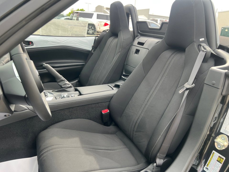 New 2026 MAZDA MX-5 Miata Club w/ Interior Package RWD image 30