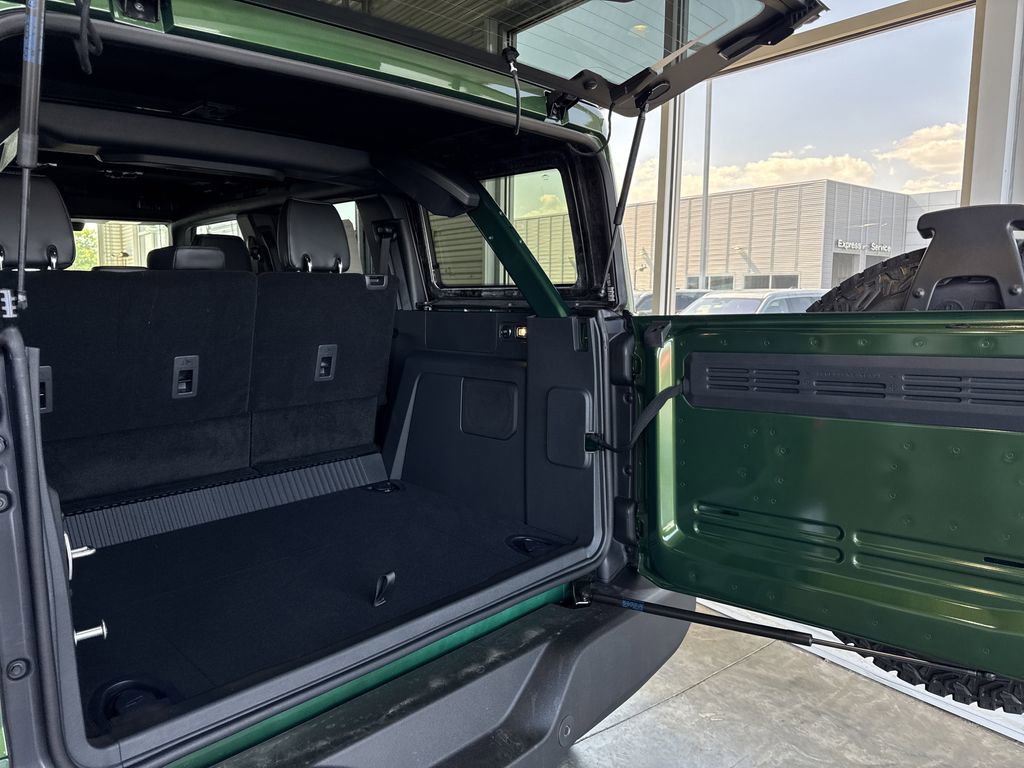 New 2025 Ford Bronco Outer Banks w/ Sasquatch Package image 18
