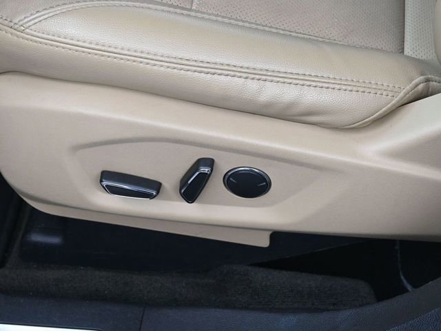 Used 2017 Ford Explorer Limited image 11