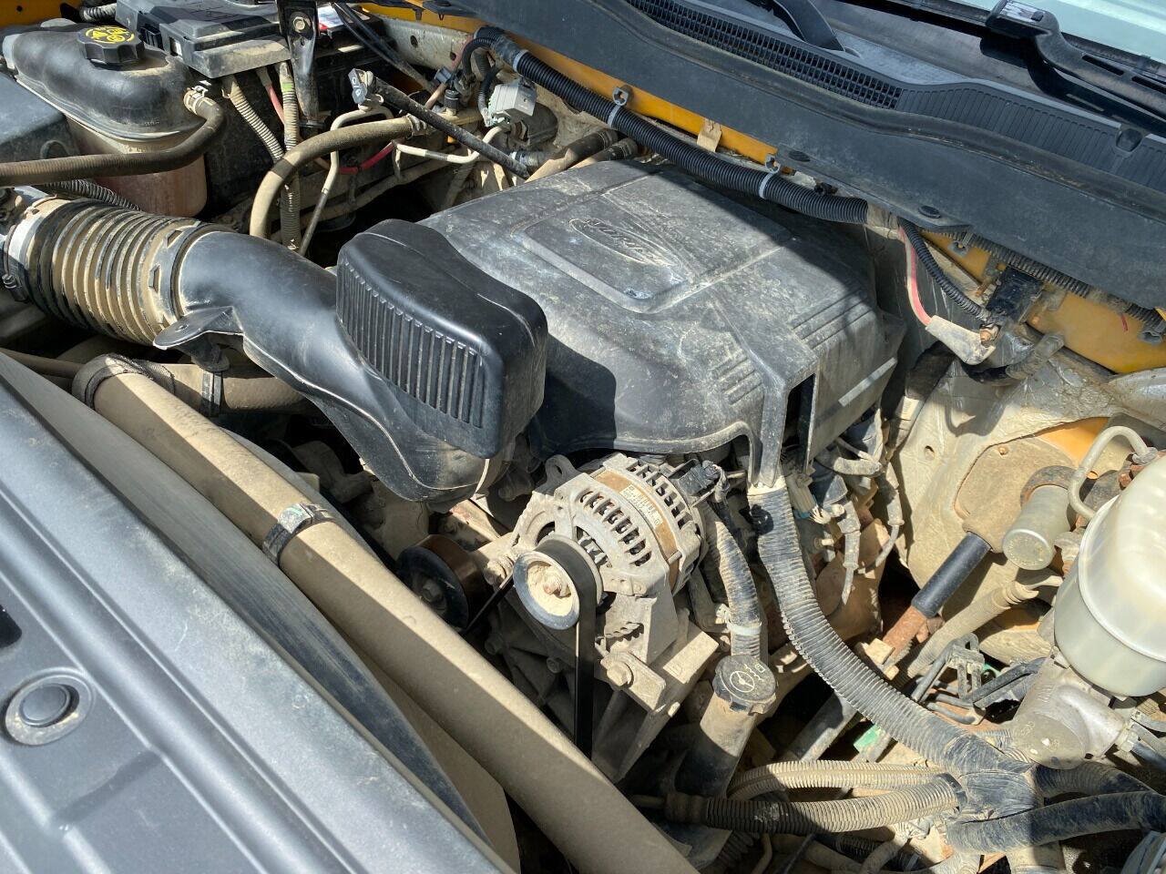 Used 2017 Chevrolet Silverado 2500 LT AWD/4WD image 45