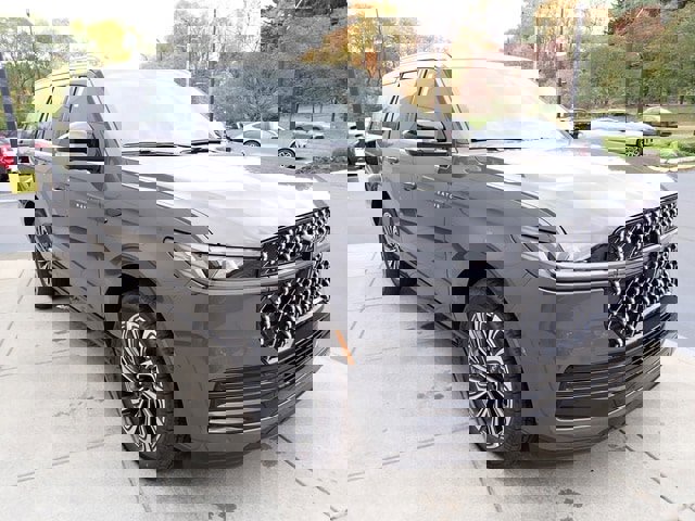 New 2025 Lincoln Navigator Black Label image 8