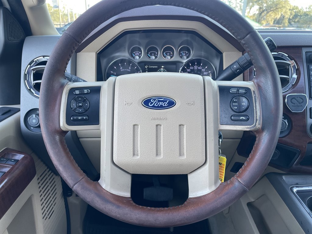 Used 2012 Ford F250 King Ranch w/ King Ranch w/Chrome Pkg image 27