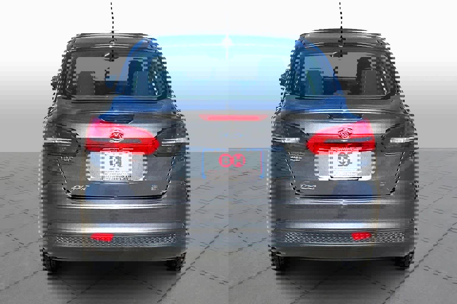 Used 2018 Ford Focus SE image 5