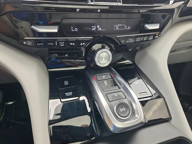Certified 2025 Acura MDX w/ Technology Package image 18
