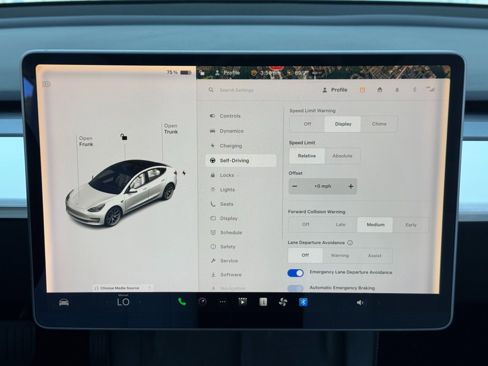 Used 2021 Tesla Model 3 Standard Range Plus image 24