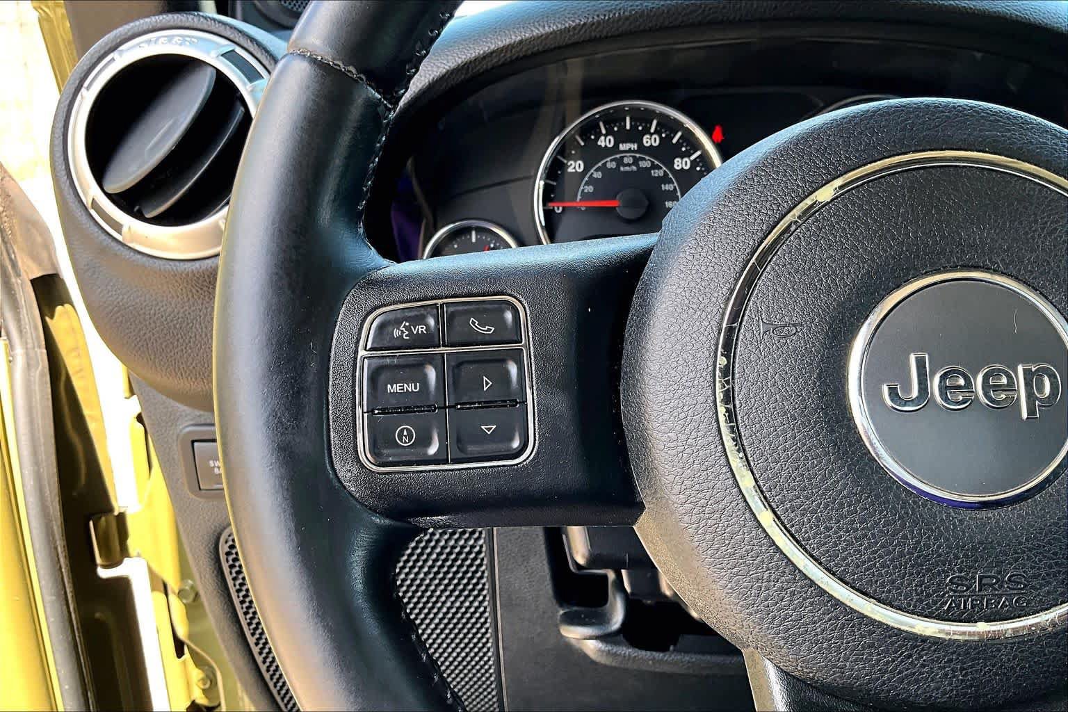 Used 2013 Jeep Wrangler Unlimited Rubicon w/ Connectivity Group AWD/4WD image 25
