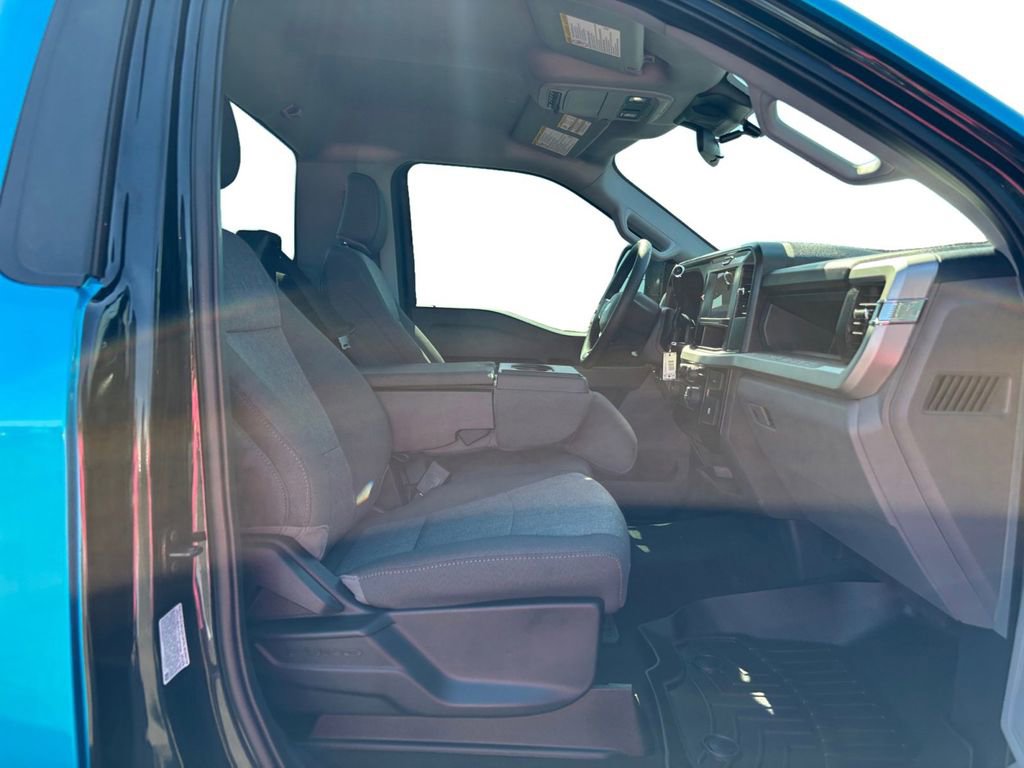 Used 2025 Ford F250 XL w/ STX Appearance Package image 22
