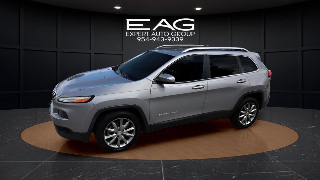 Used 2018 Jeep Cherokee Limited FWD image 36