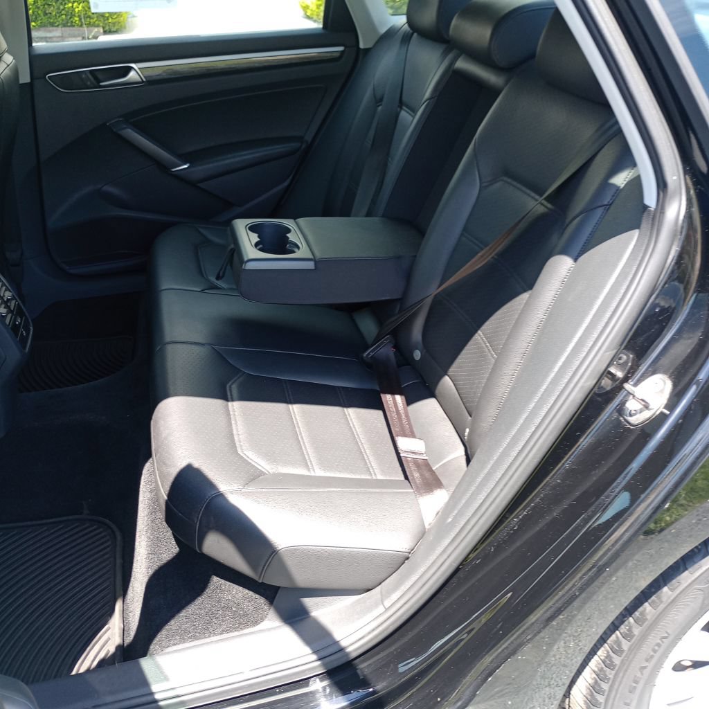 Used 2016 Volkswagen Passat 1.8T SE FWD image 18