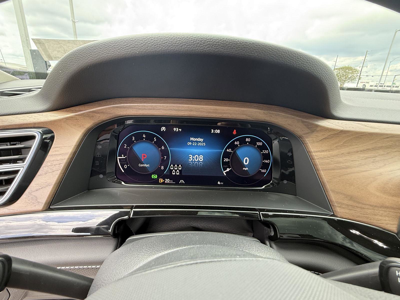 New 2026 Volkswagen Atlas SE image 15