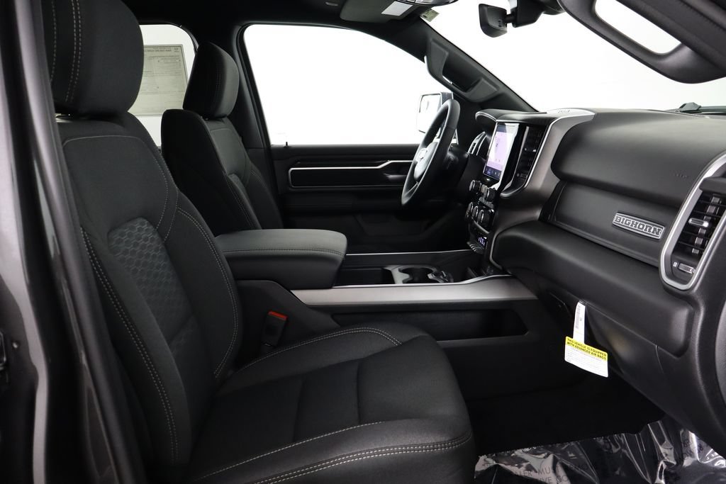 New 2027 RAM 1500 4x4 Crew Cab image 18