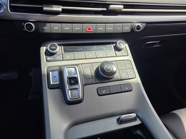 Used 2024 Hyundai Palisade SEL FWD image 18