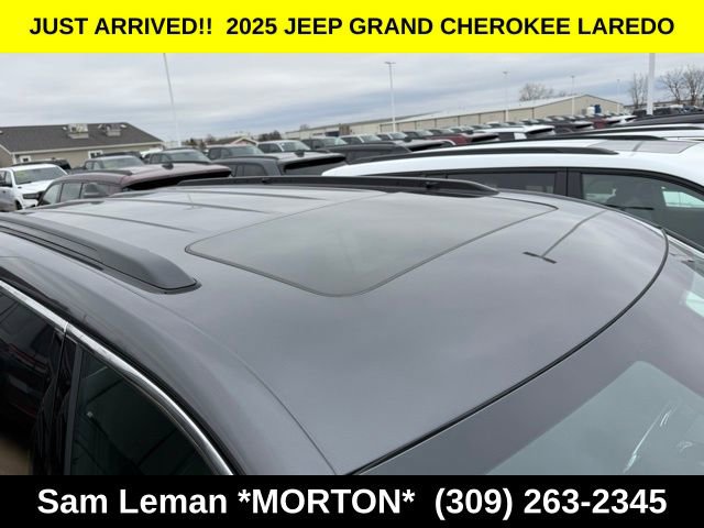 New 2025 Jeep Grand Cherokee L Laredo w/ Luxury Tech Group I image 8