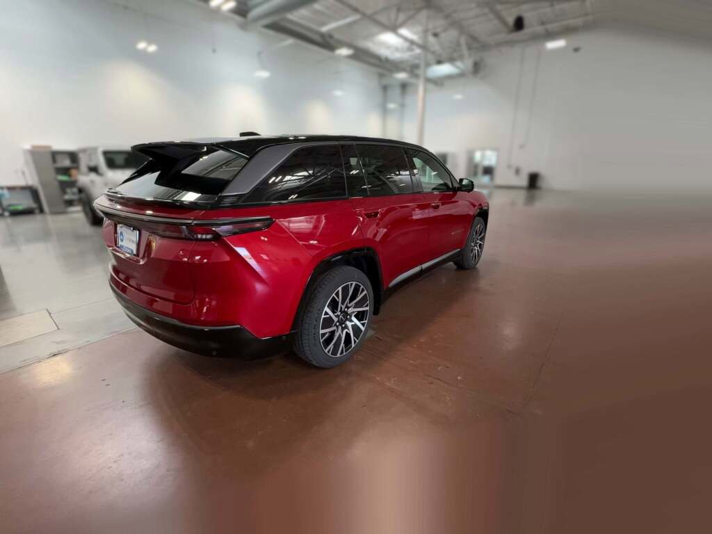 New 2025 Jeep Wagoneer S Limited image 12