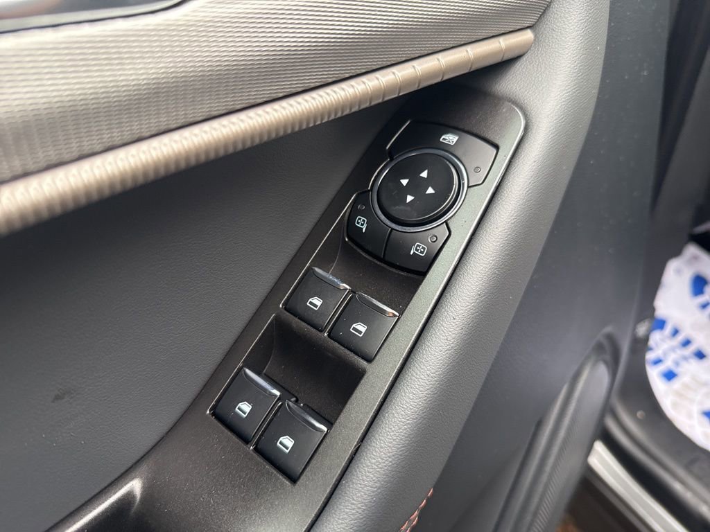 New 2026 Ford Explorer Active w/ Active Comfort Package image 9