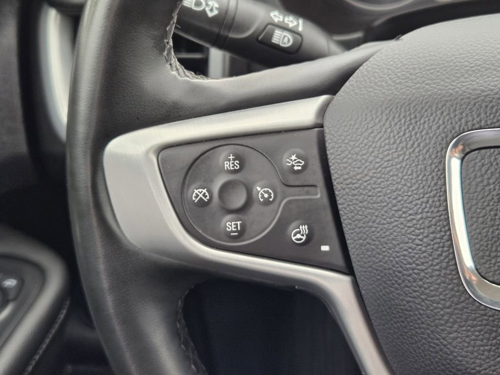 Used 2024 GMC Terrain SLT image 24