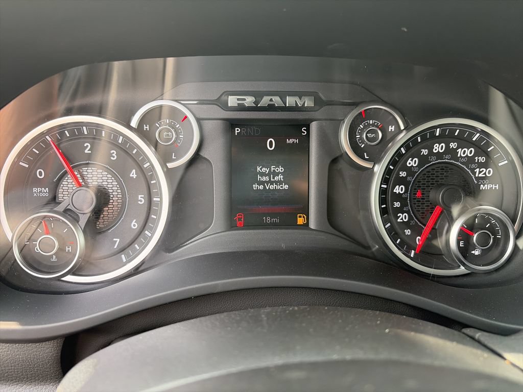 New 2026 RAM 2500 Big Horn AWD/4WD image 35