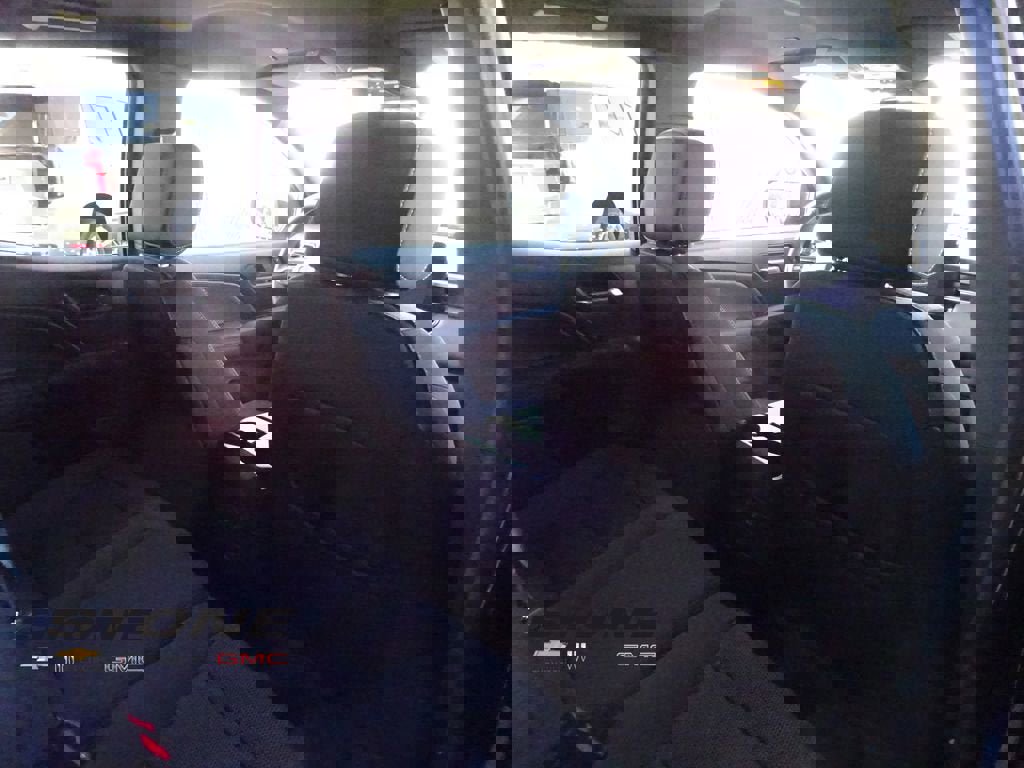 New 2026 GMC Canyon Elevation w/ Convenience Package image 22