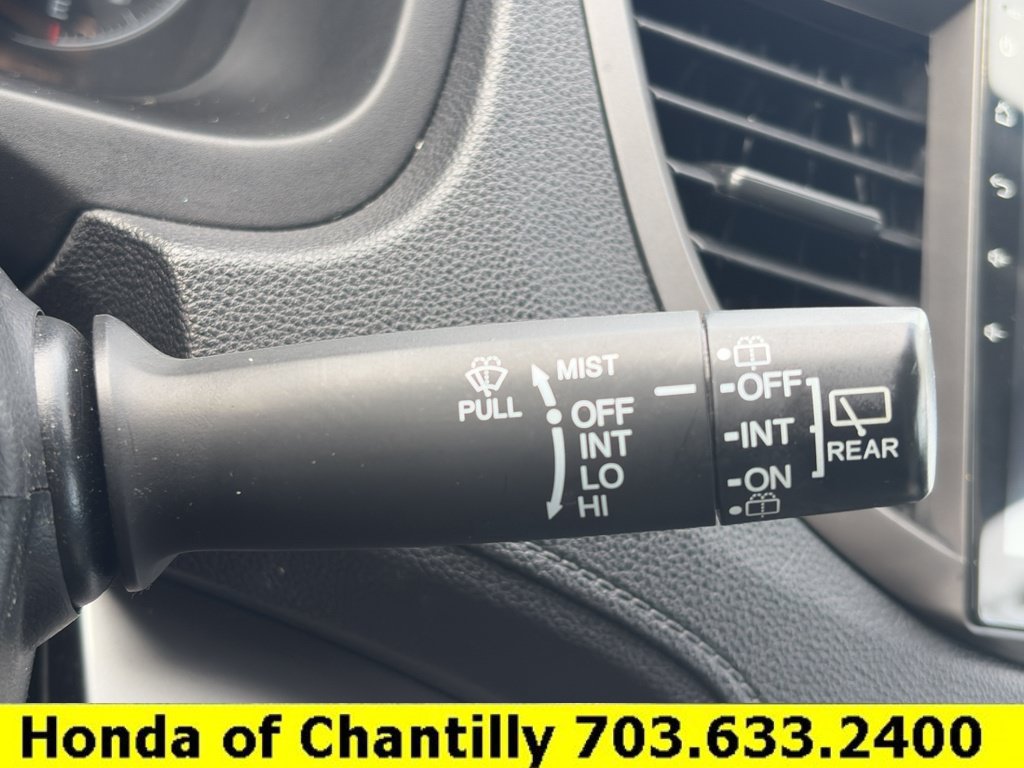 Used 2015 Honda CR-V LX image 11