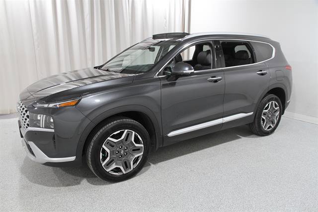Used 2023 Hyundai Santa Fe Limited w/ Cargo Package image 3