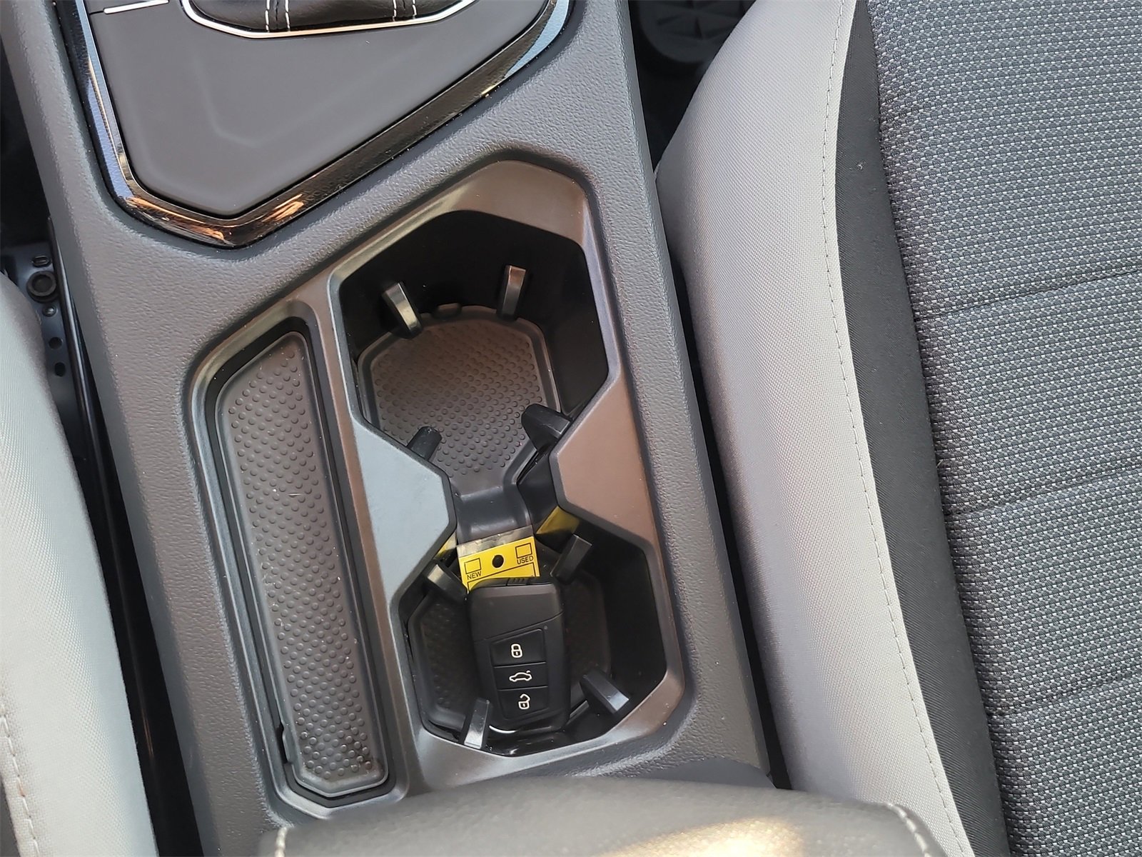 Used 2025 Volkswagen Taos S image 27