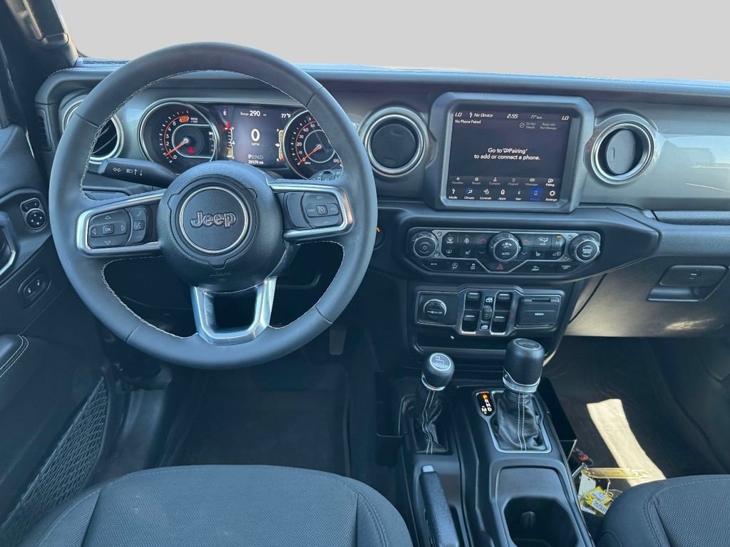Used 2023 Jeep Wrangler Unlimited Sahara w/ Cold Weather Group AWD/4WD image 14