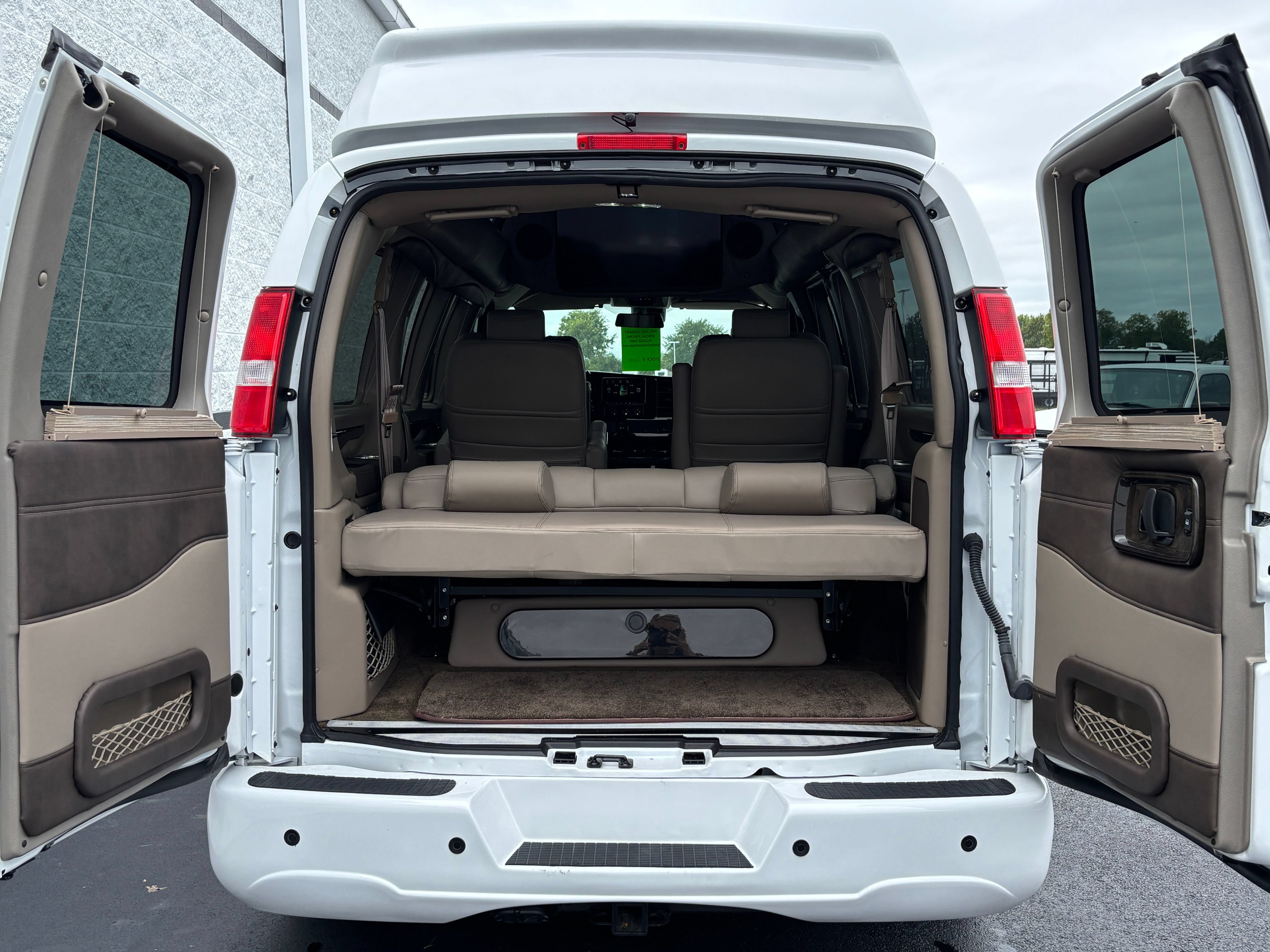 New 2026 GMC Savana 2500 w/ Driver Convenience Package RWD image 13