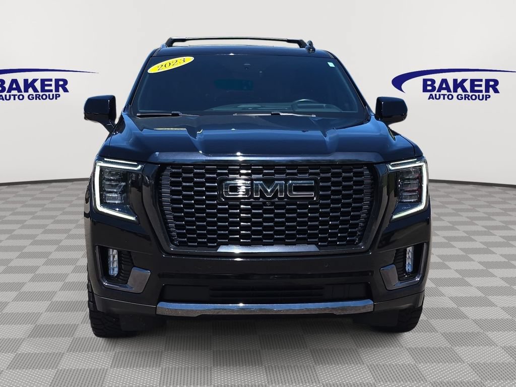 Used 2023 GMC Yukon XL Denali Ultimate AWD/4WD image 2