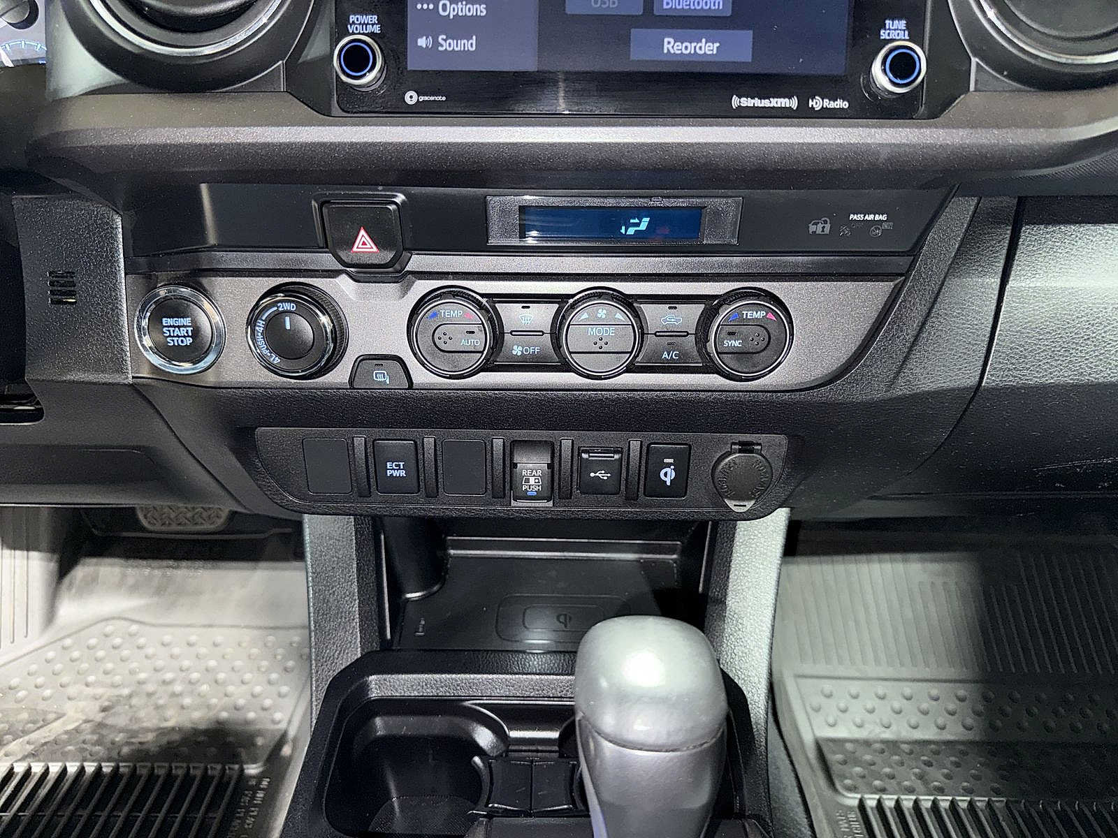 Used 2023 Toyota Tacoma TRD Sport AWD/4WD image 22