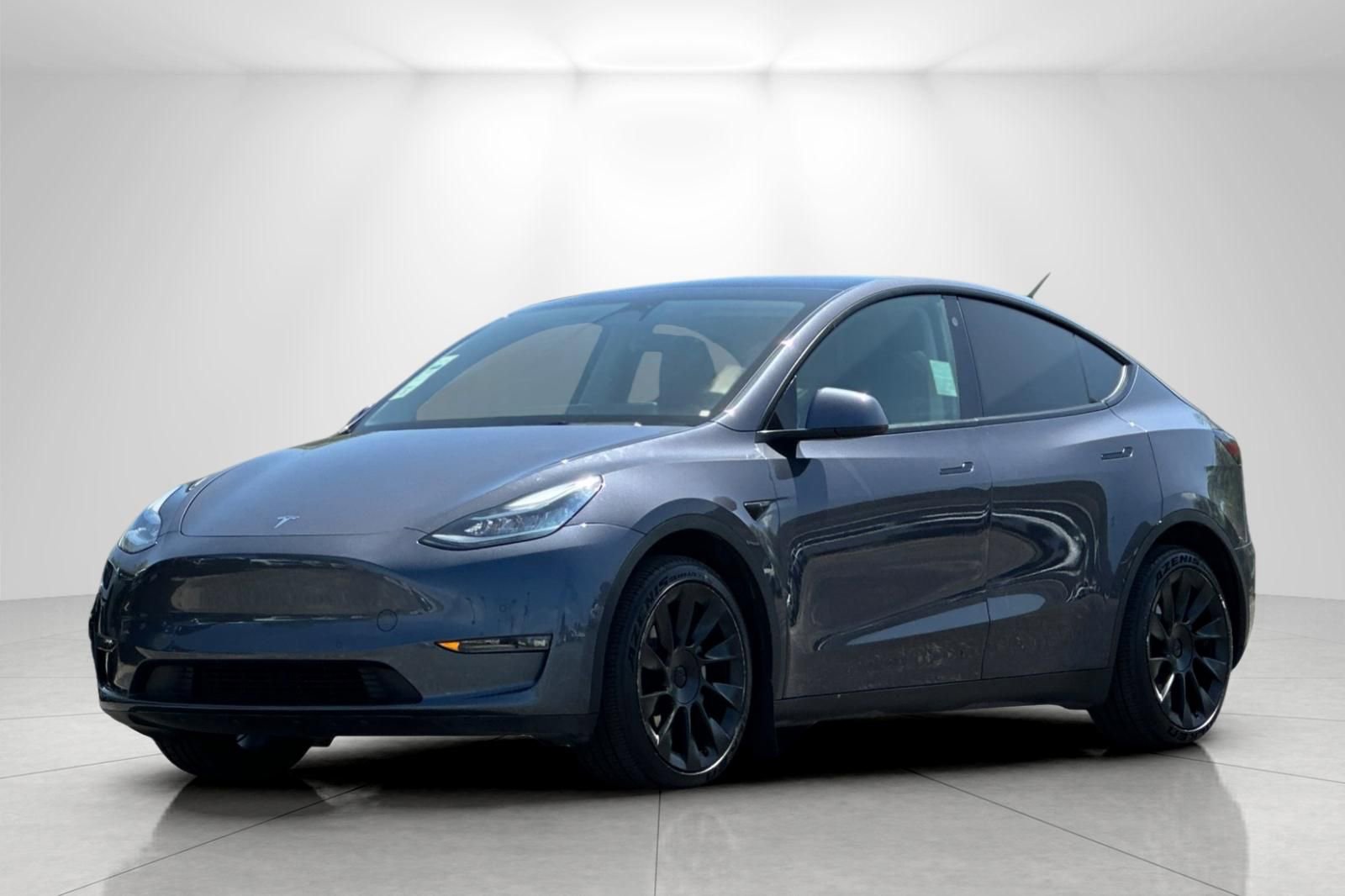 Used 2021 Tesla Model Y Long Range AWD/4WD image 7
