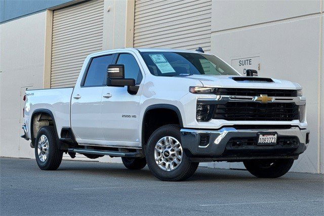 Certified 2024 Chevrolet Silverado 2500 LT image 2
