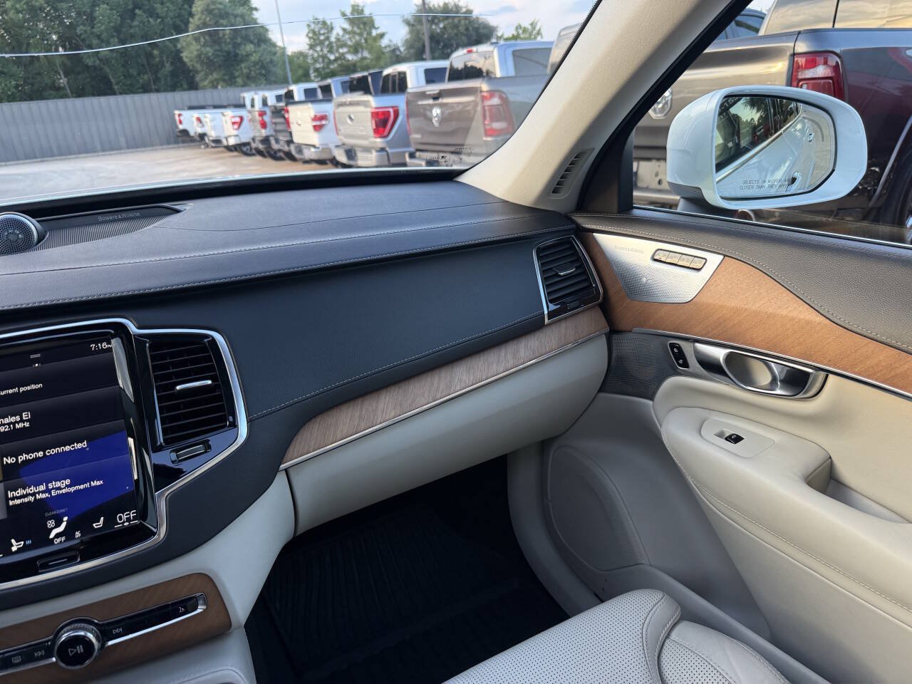 Used 2018 Volvo XC90 T6 Inscription w/ Convenience Package AWD/4WD image 22