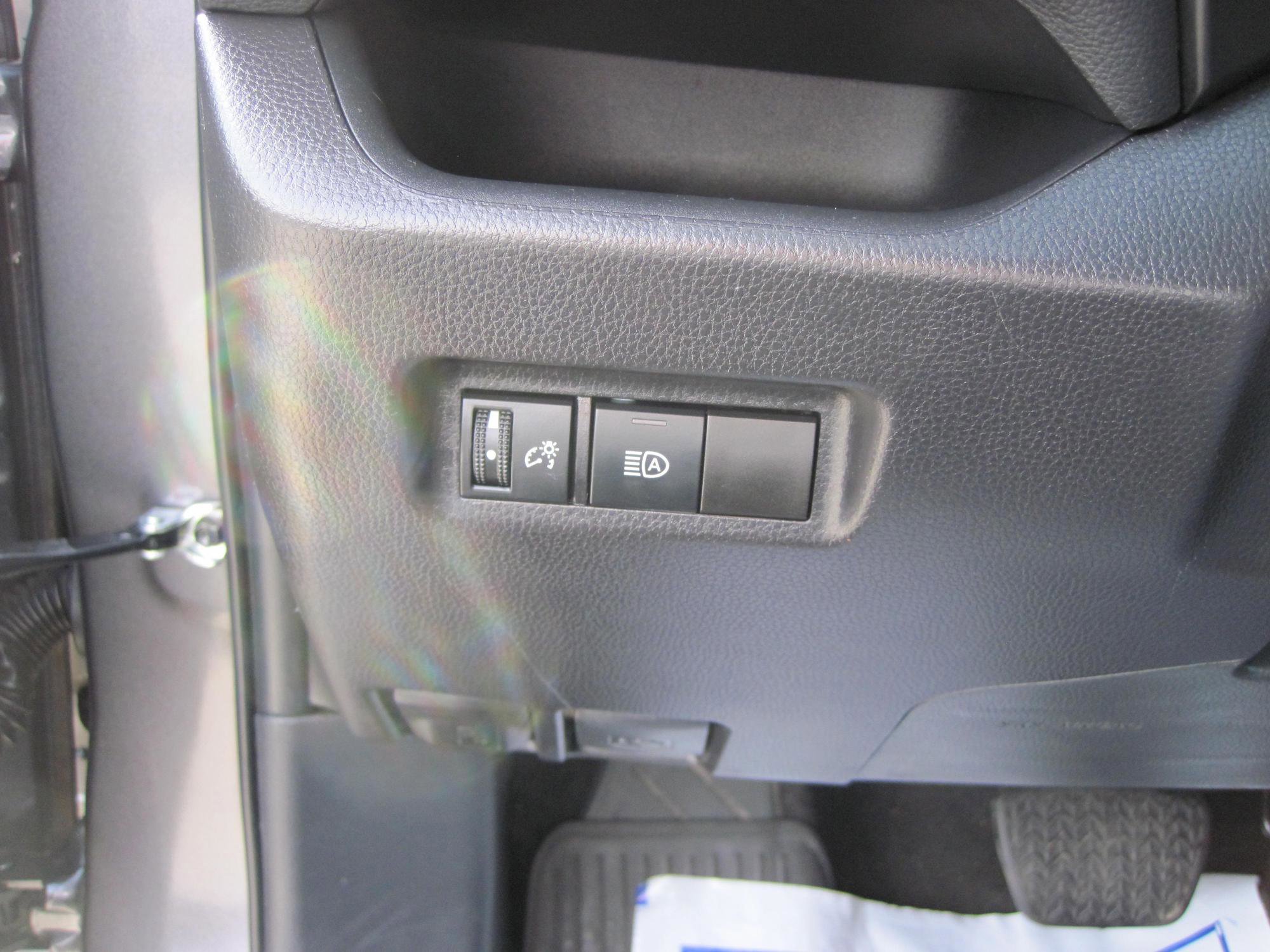 Used 2024 Toyota RAV4 LE image 12