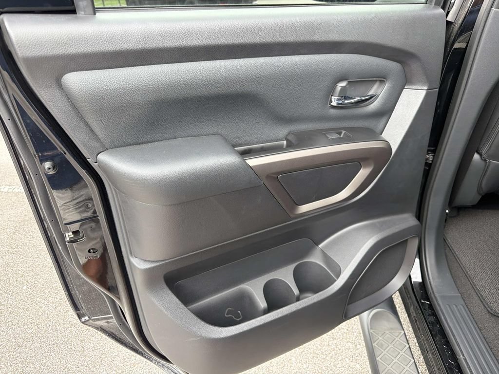 Used 2024 Nissan Titan SV w/ SV Bronze Edition Package RWD image 14