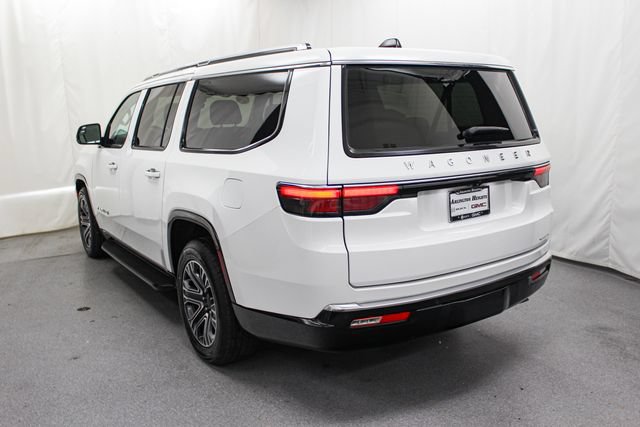 Used 2024 Jeep Wagoneer L Series II RWD image 6