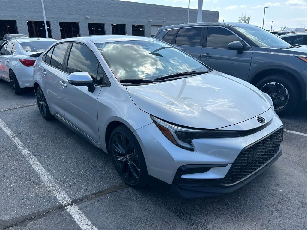 Used 2023 Toyota Corolla SE image 1