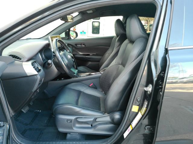 Used 2019 Toyota C-HR Limited image 14