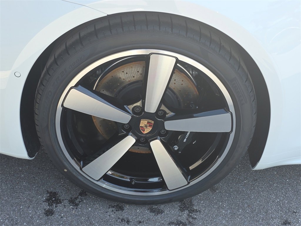 New 2026 Porsche 911 Carrera 4S image 14