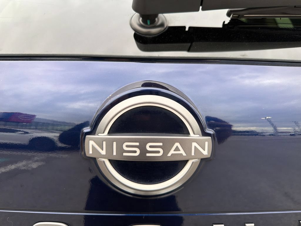 Used 2024 Nissan Rogue Platinum w/ Platinum Premium Package FWD image 46