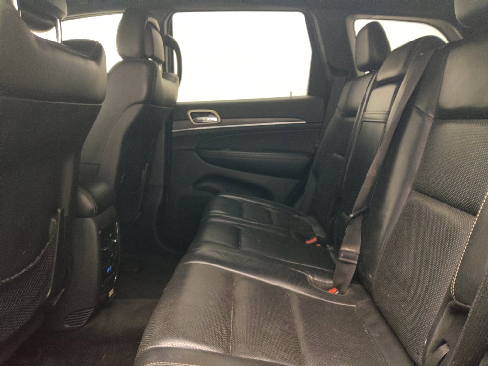 Used 2017 Jeep Grand Cherokee Limited w/ Luxury Group II AWD/4WD image 18