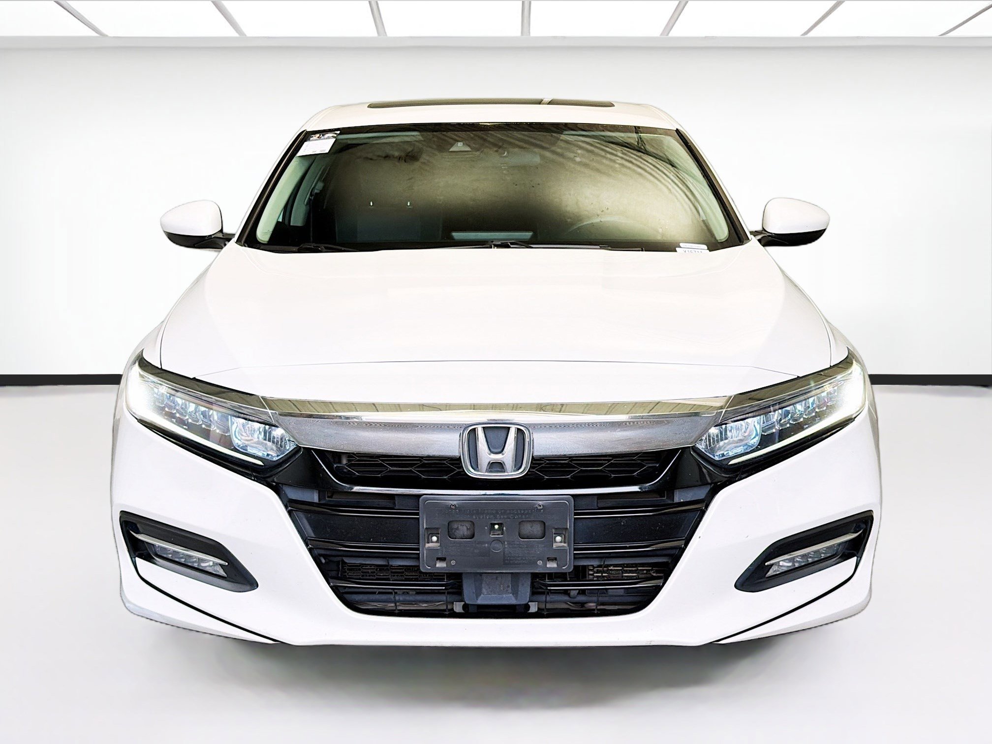 Used 2019 Honda Accord EX image 2