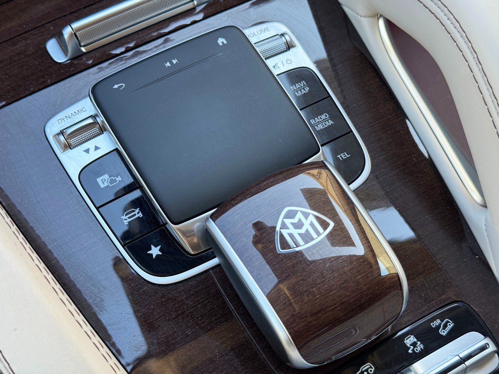 Used 2023 Mercedes-Benz Maybach GLS 600 4MATIC image 37
