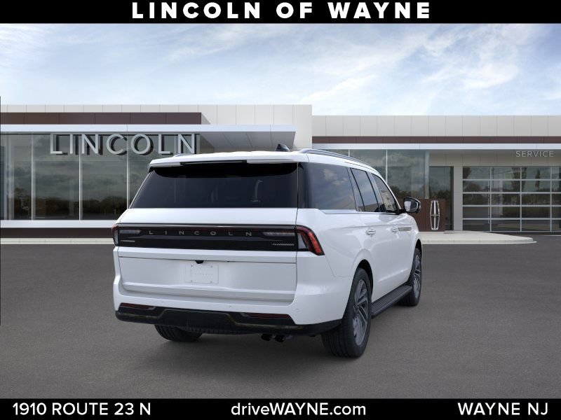 New 2026 Lincoln Navigator Premiere AWD/4WD image 9