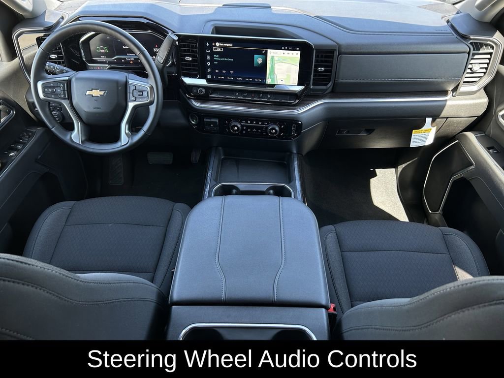 Used 2025 Chevrolet Silverado 2500 LT w/ Convenience Package image 11