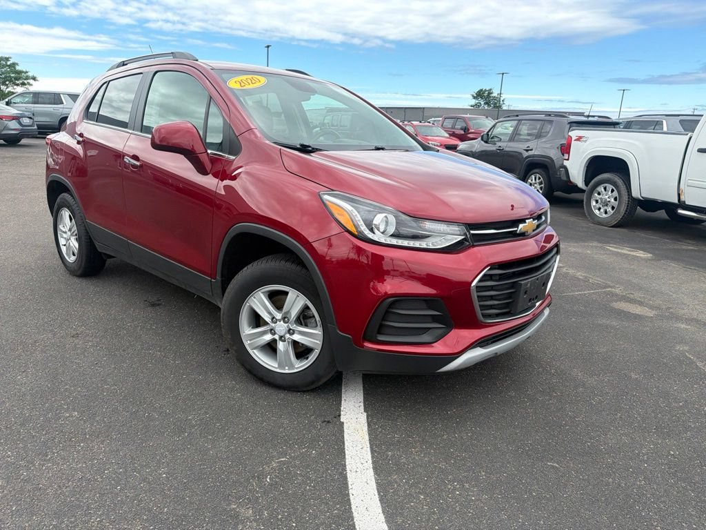 Used 2020 Chevrolet Trax LT w/ LT Convenience Package AWD/4WD image 1