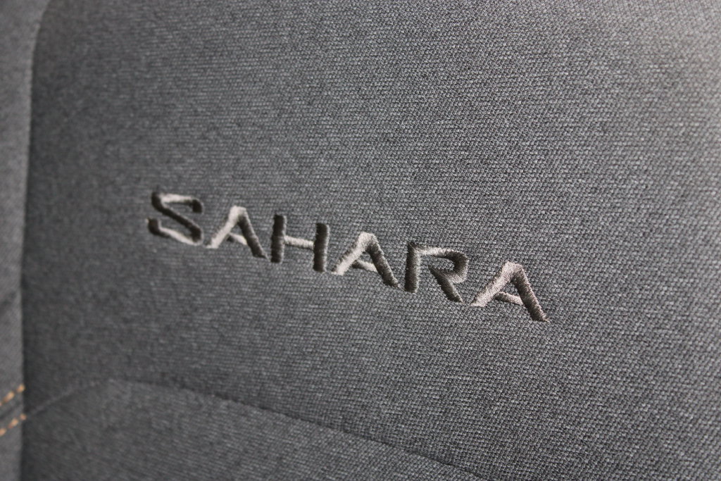 Used 2024 Jeep Wrangler Unlimited Sahara AWD/4WD image 17