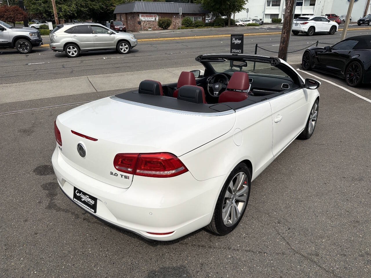 Used 2013 Volkswagen Eos Lux FWD image 33