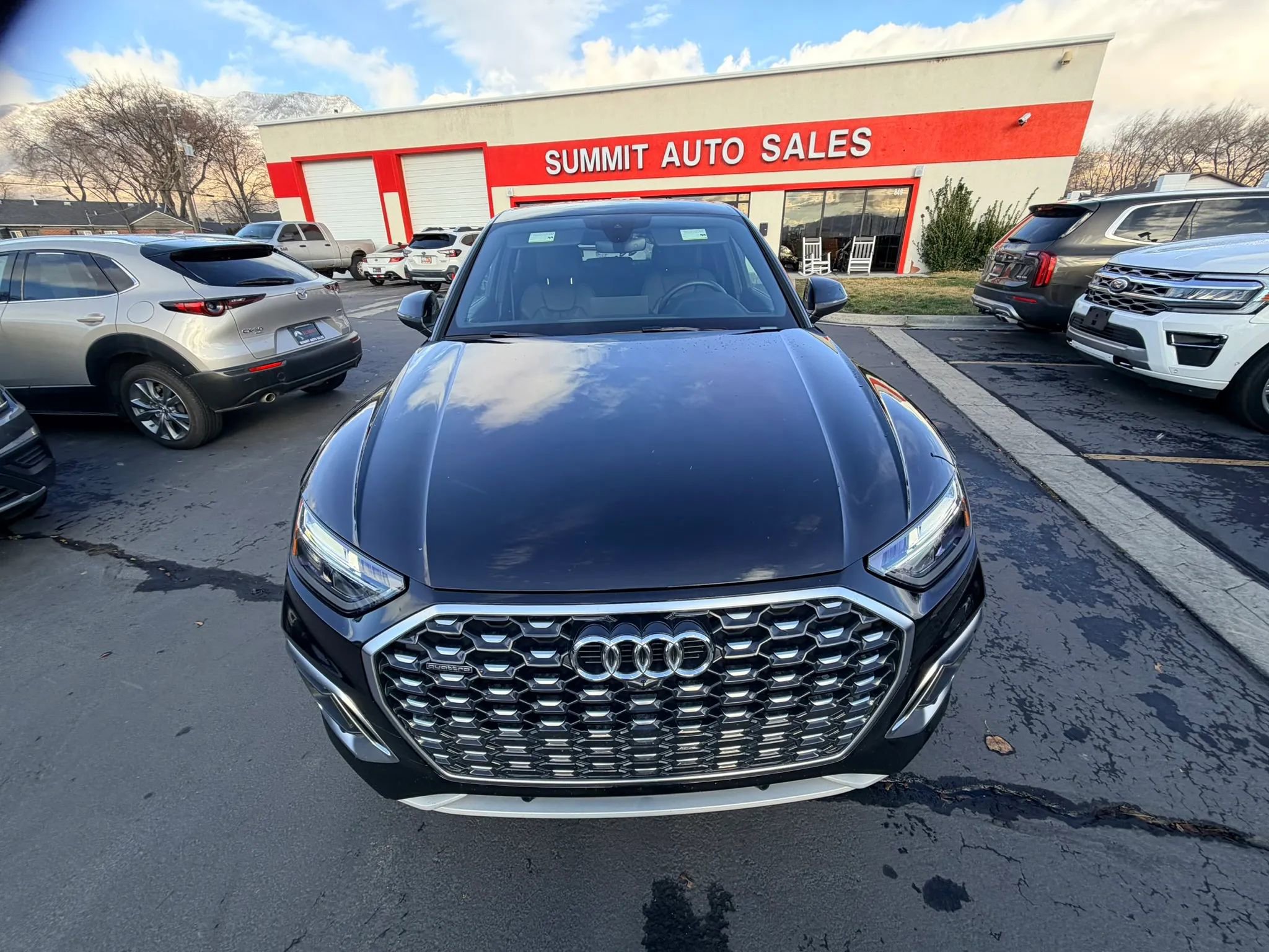 Used 2024 Audi Q5 2.0T Premium w/ Convenience Package image 9