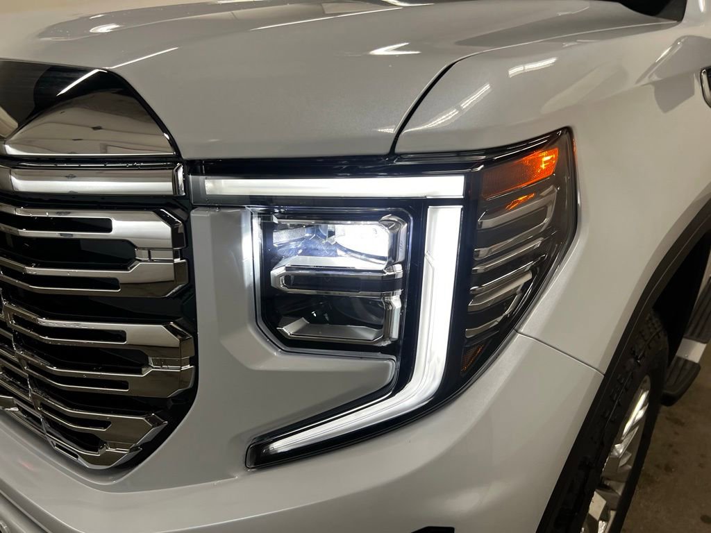 New 2026 GMC Sierra 1500 Denali image 11