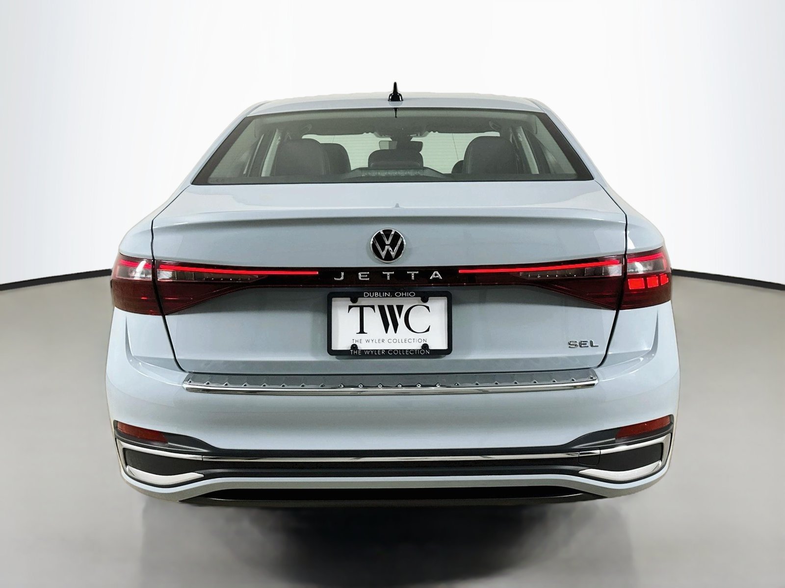 Used 2026 Volkswagen Jetta SEL FWD image 6